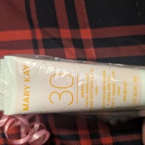 Mary Kay Mineral Sunscreen SPF 30